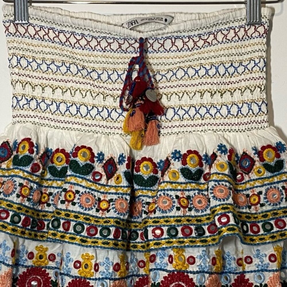 Zara White Embroidered Mini Skirt — Size S - Picture 8 of 10